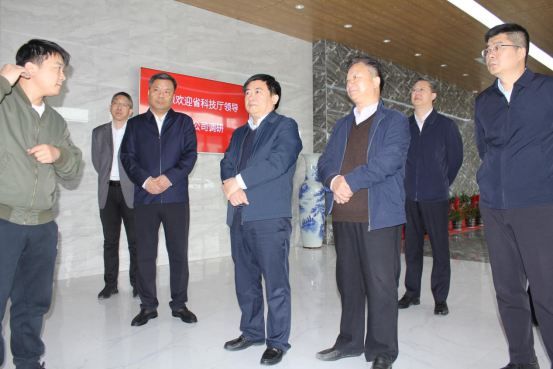 河南省科技厅党组成员、常务副厅长刘英锋一行莅临公司调研